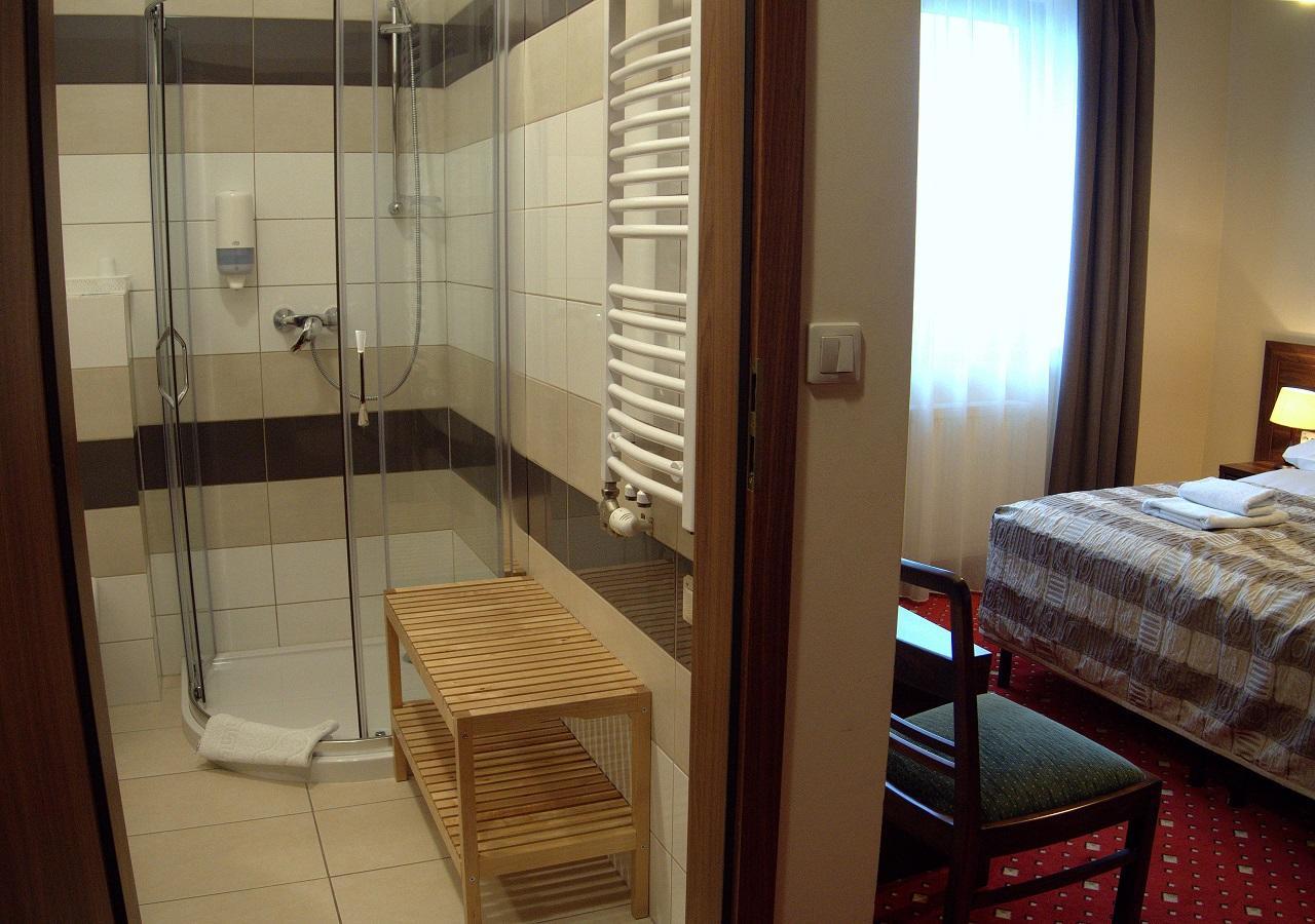 Hotel Kochanow Kochanow  Экстерьер фото